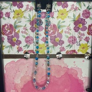 Necklace and earring set